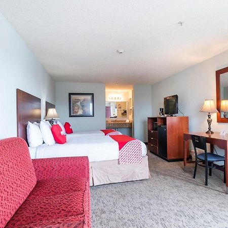 Oyo Hotel Pearsall I-35 West エクステリア 写真