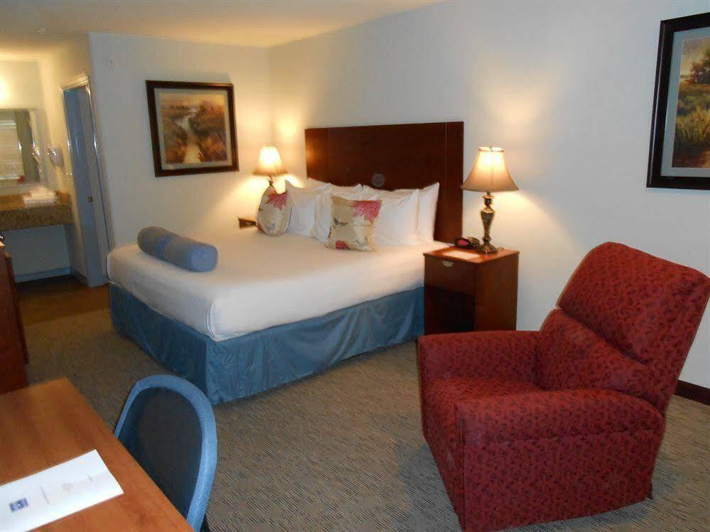 Oyo Hotel Pearsall I-35 West エクステリア 写真